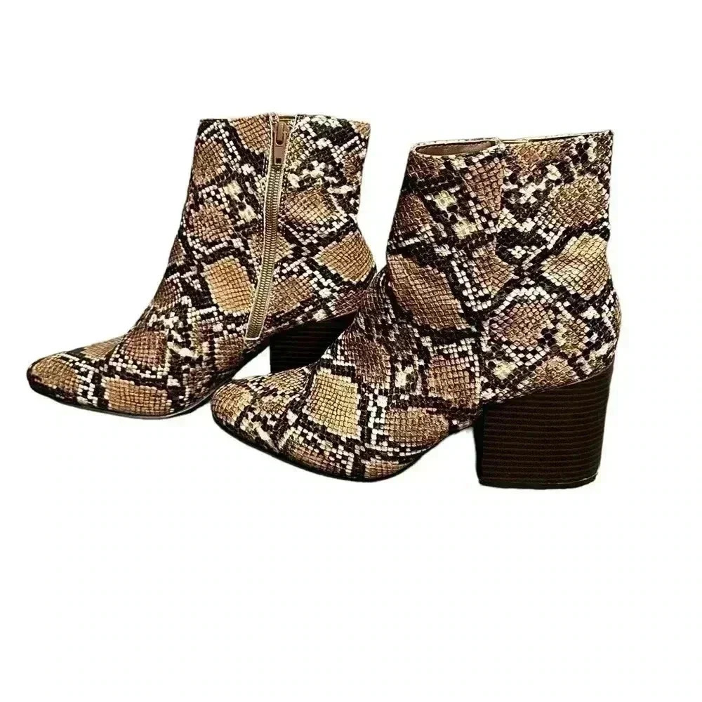 Madden Girl Brown/White Snake Print Buckle Zip Ankle Boot Sz.8.5